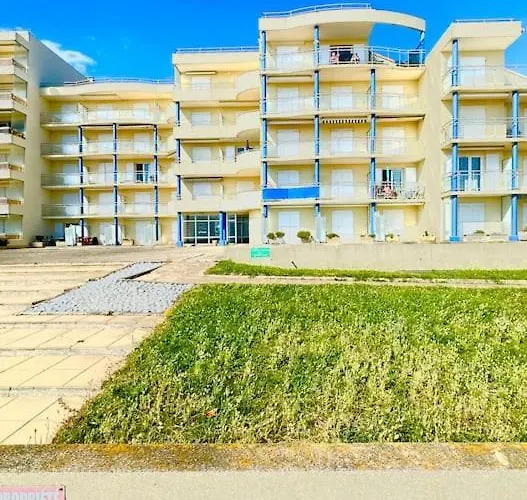 Petit Cocon Pres De La Grande * 생 힐레르 드 리에