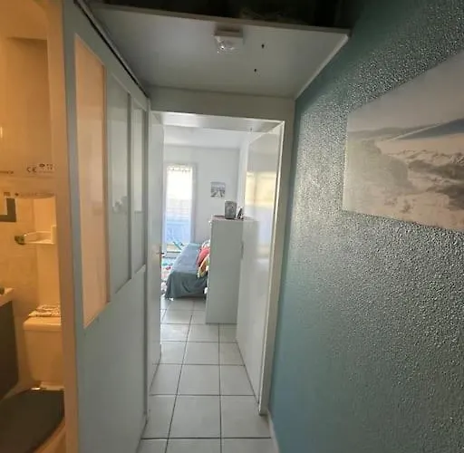 Petit Cocon Pres De La Grande