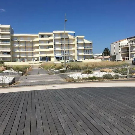 Petit Cocon Près De La Grande Appartement